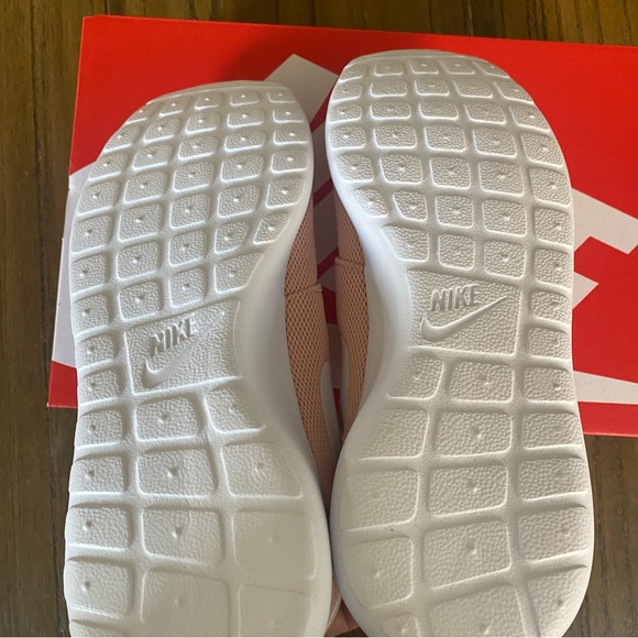 Nike Roshe One coral stardust sneakers shoe - Picture 12 of 12